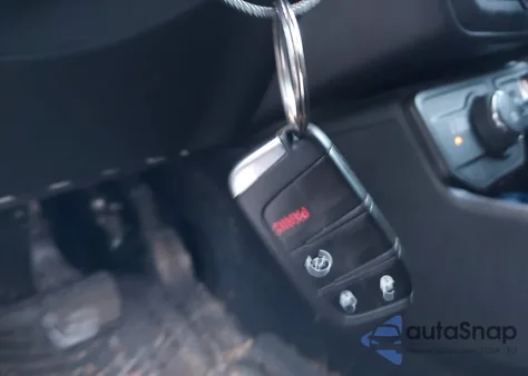 2020 Jeep Renegade Latitude 4X4 из США, поврежденный, VIN ZACNJBBB9LPL74308